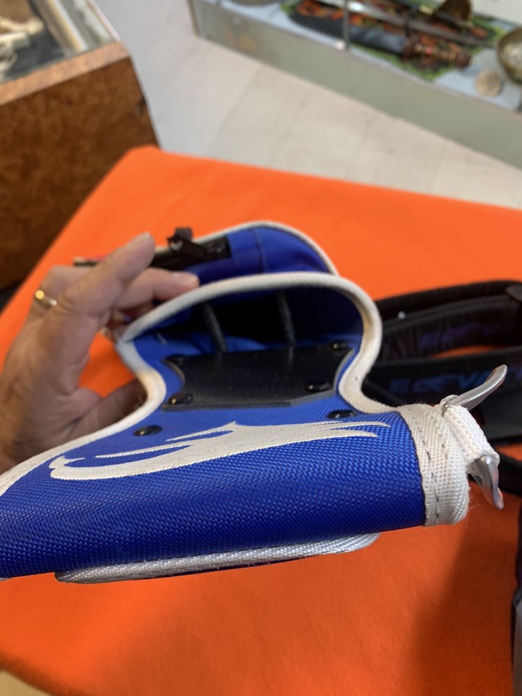 ARROW QUIVER - ELEVATION