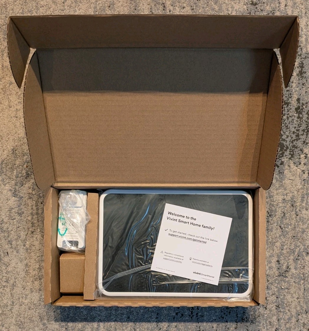 New Vivint Smart Home Sky Control Panel Smart Hub VS-SH2000-C00