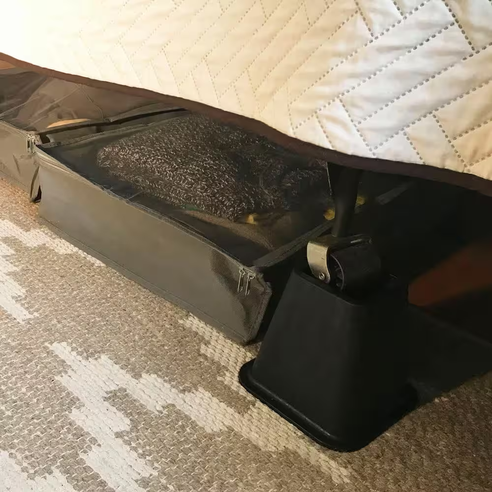 6 Inch Bed Risers 4-Pack Durable Heavy Duty Construction Ensures Black New