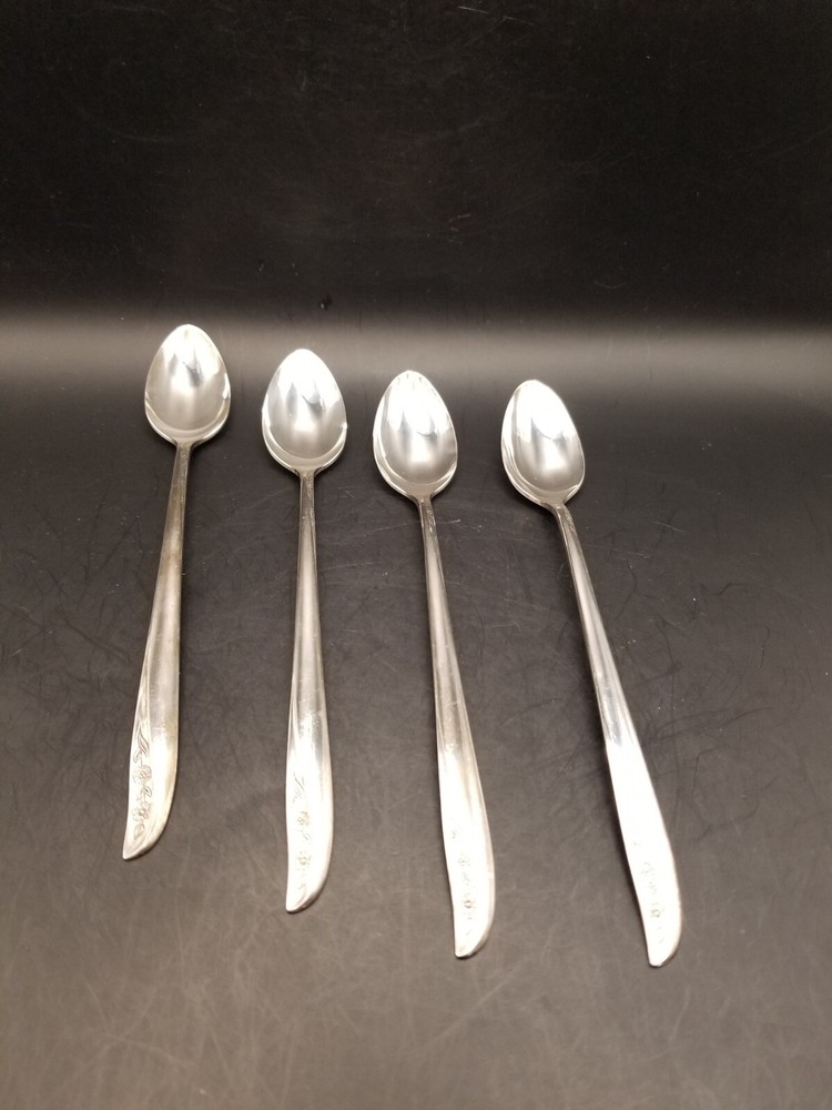 3 Vtg Wm. Rodgers lady catherine ice teaspoons