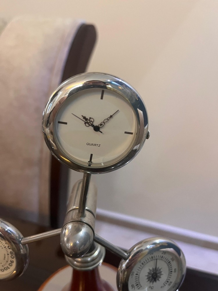 Vintage Rotating Desk Clock – Timepiece Featuring Thermometer & Hygrometer