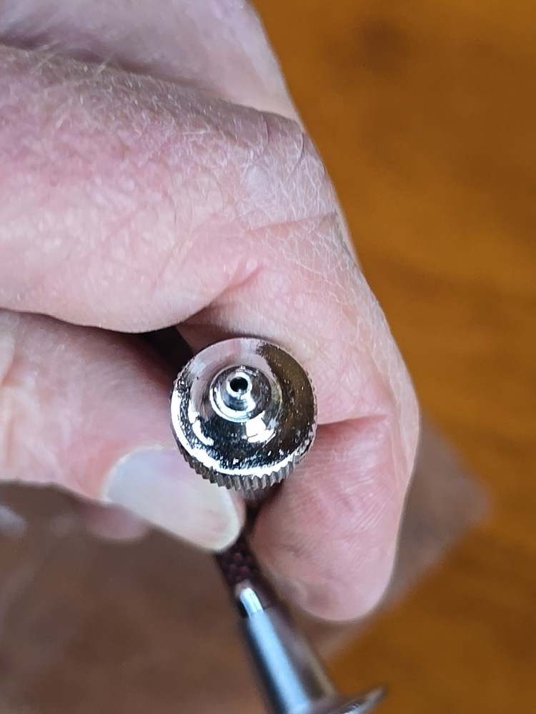 Minette One Touch 1' Locking Camera Shutter Release Universal Red Fabric 1970's