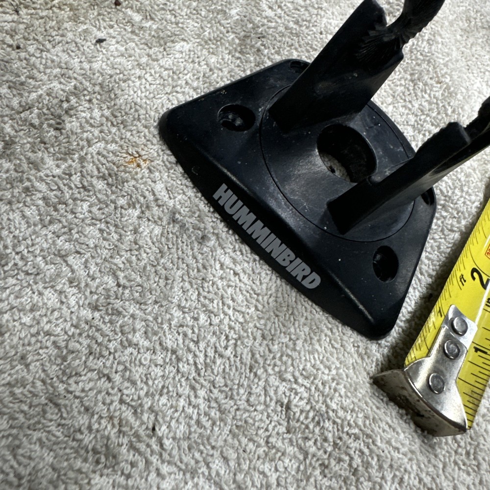 Hummingbird Base Mount Fish Finder