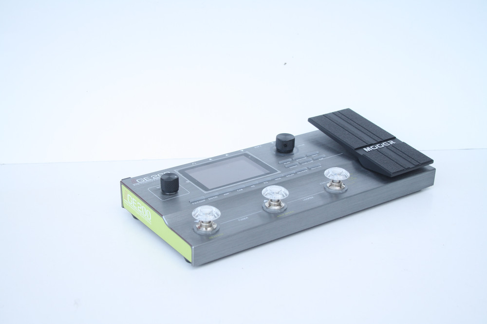 Mooer GE200 Guitar Effects Processor and Amp Modeler with Looper