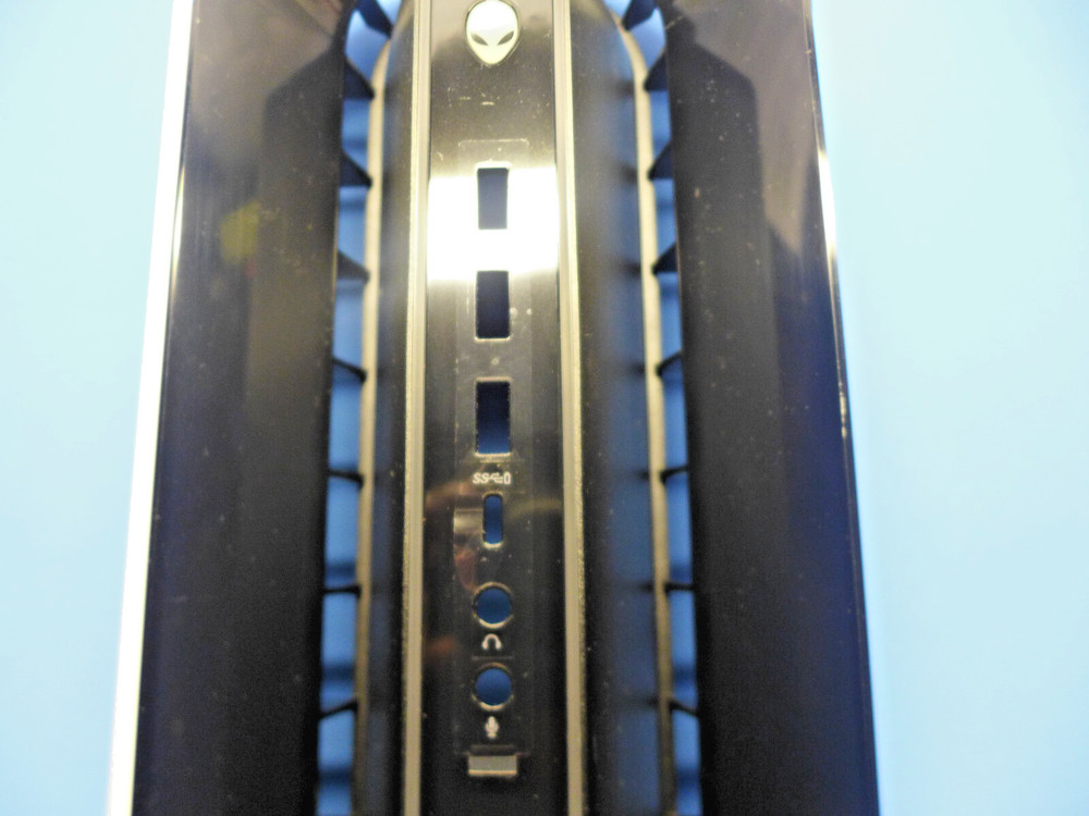 New Alienware Aurora R11 Desktop Front Bezel NPHFR