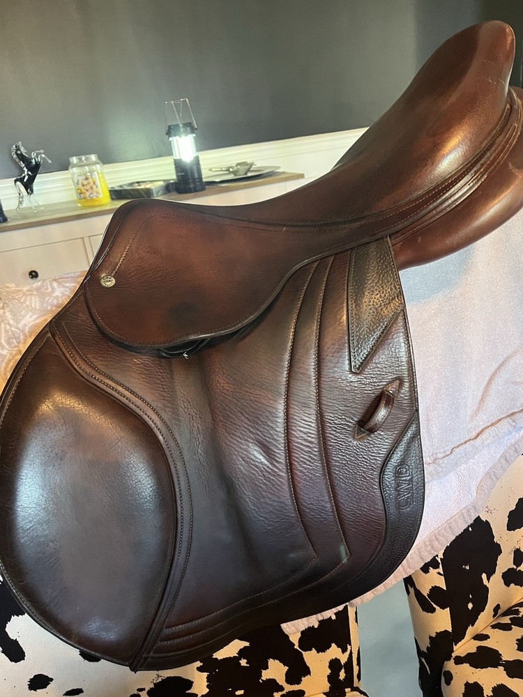 Saddle CWD 18” SE02 3C Jump Saddle