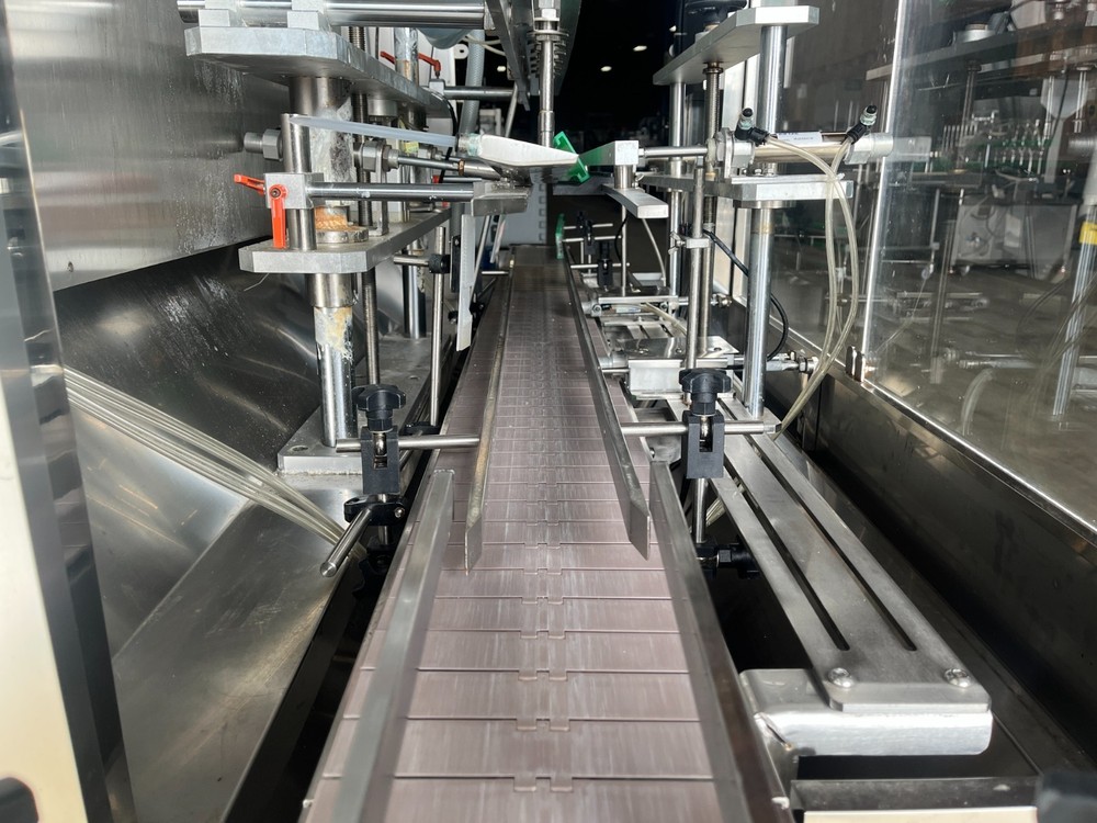 6-Head Bottle Filler