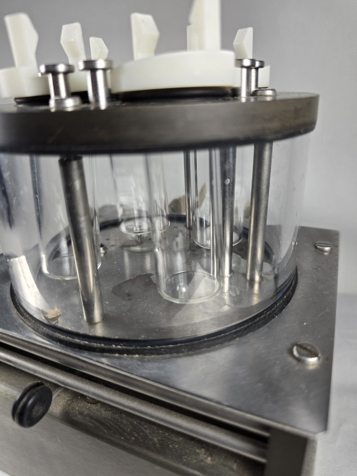 Yellow Springs YSI 5301 Thermostatic Bath Untested Powers On Glass Vials Intact