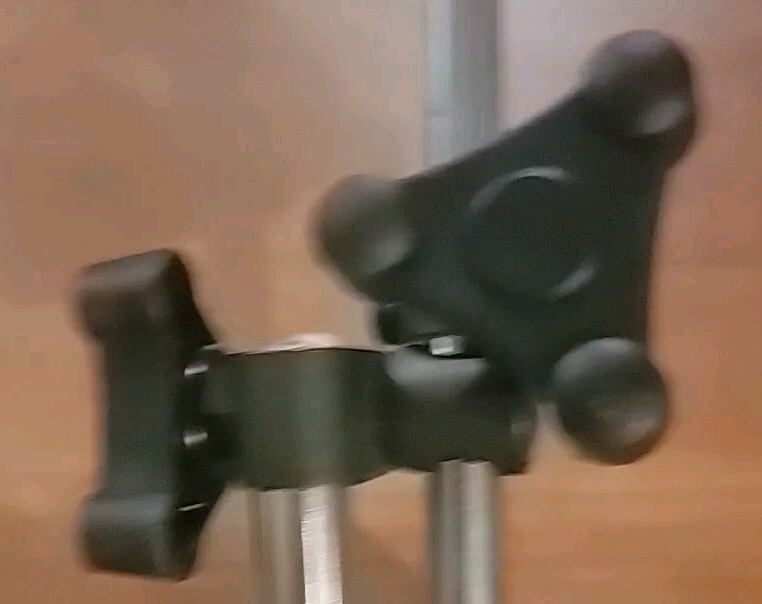 Magnetic Base Type MB-B Pittsburgh Forge Model No. 692. With Original Box.