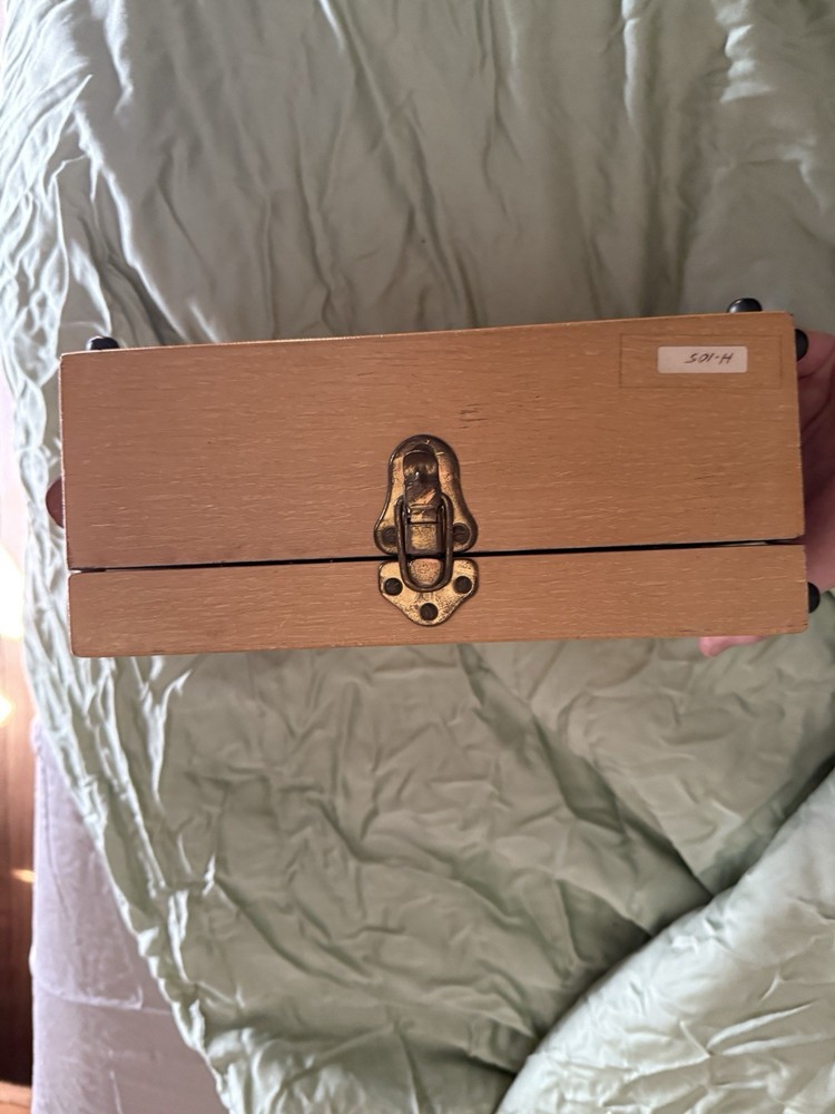 Antique Pre Amp missing microphone