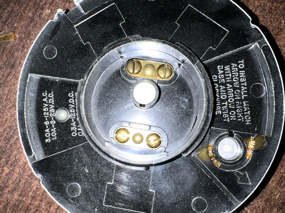 NOS SIMPLEX 477-079 4255-5 FIRE DETECTOR 135 DEGREES