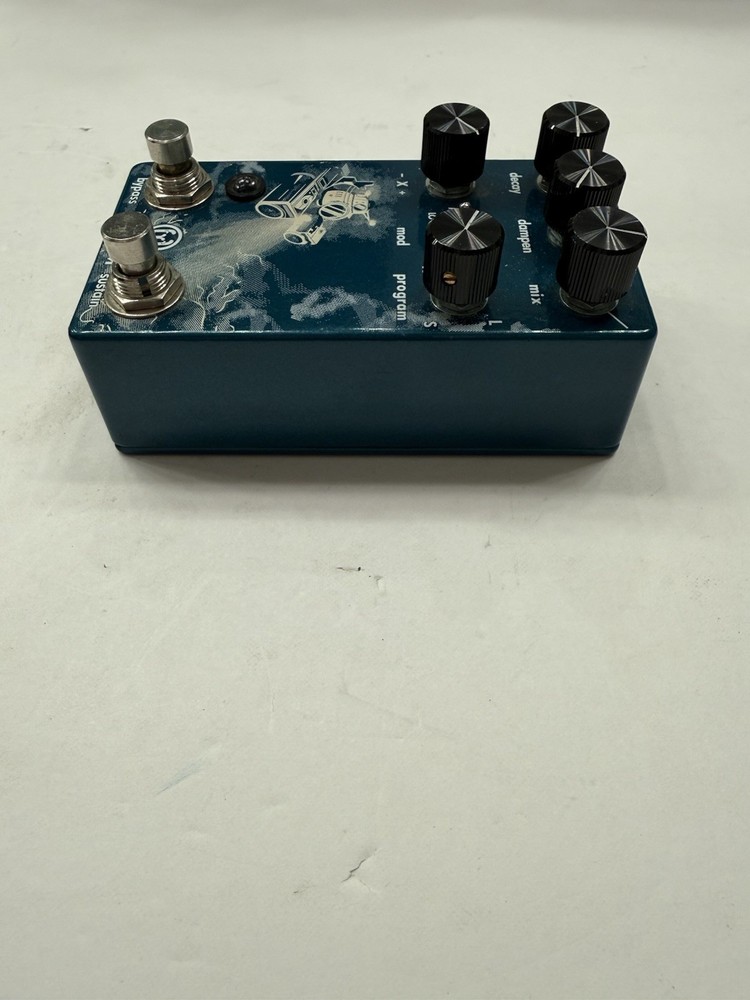 Walrus Audio Fathom Multi Function Reverb Guitar Effect Pedal