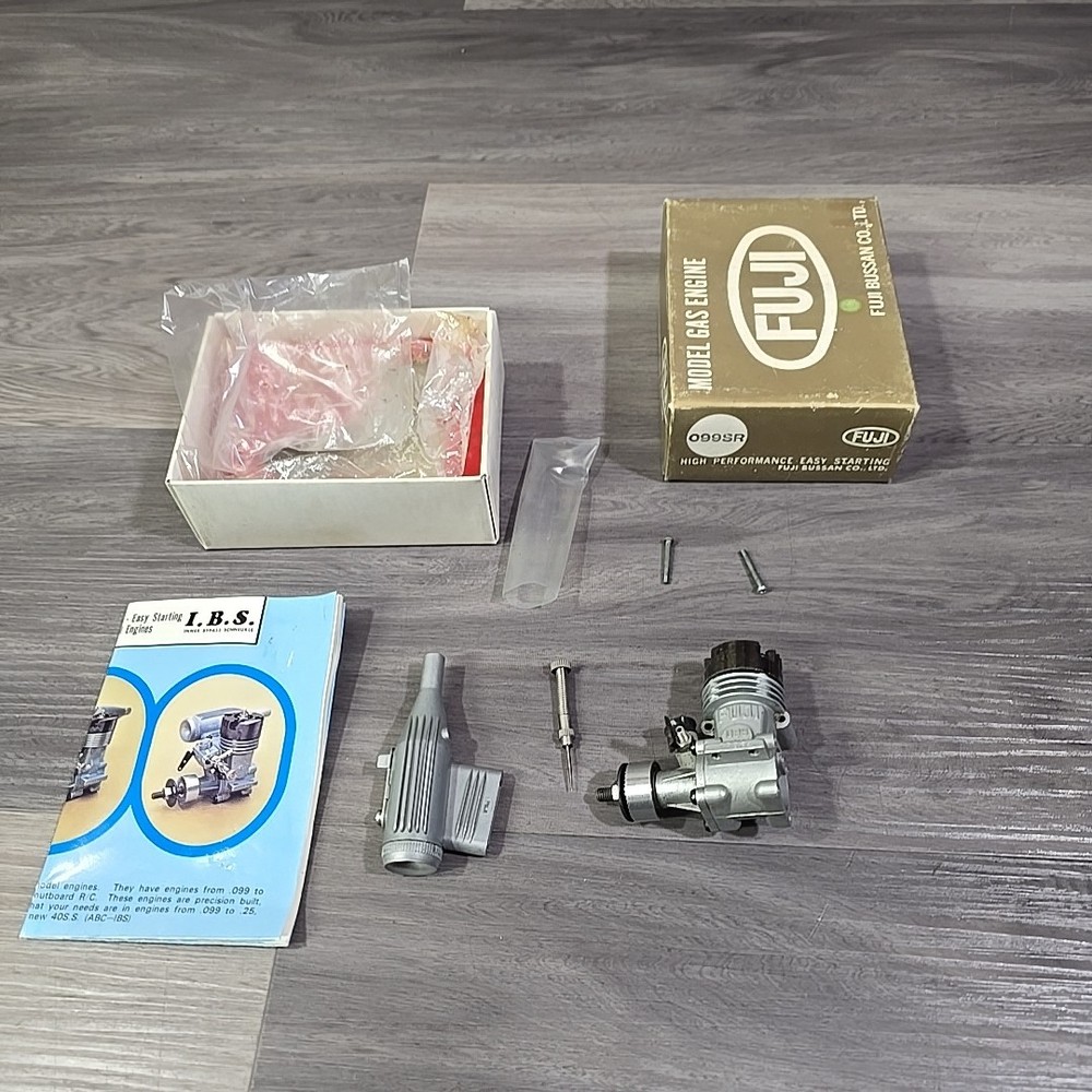 Fuji Model Gas Engine 099sr