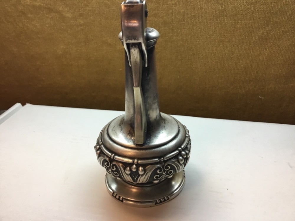 Vintage Ronson Decanter Silver Plated Table Lighter