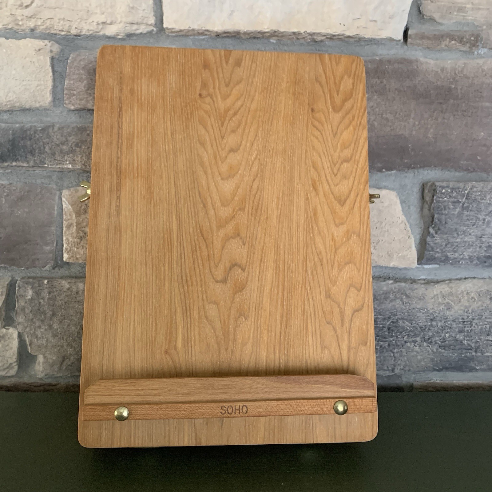 Soho Wooden Tabletop Easel Lightweight Foldable Artist Tool