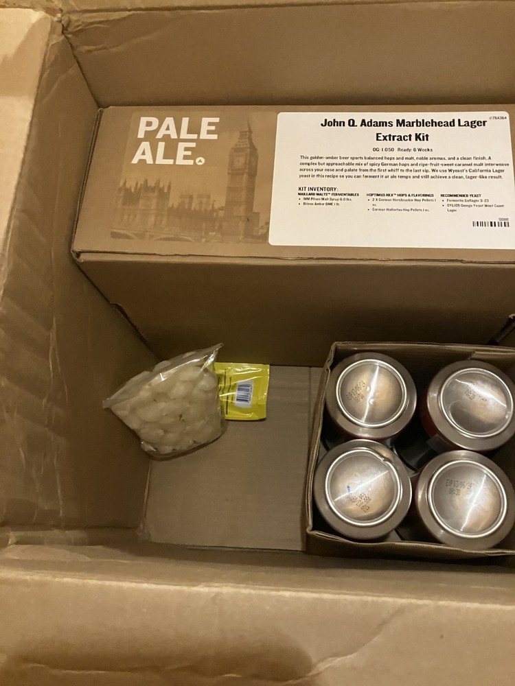 Beer brewing kit