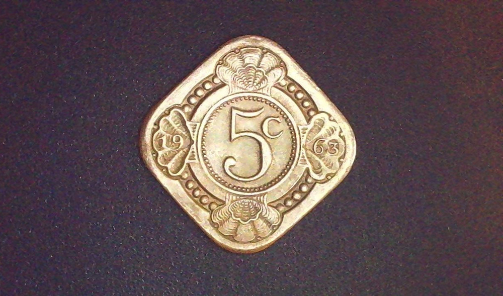 1963 NETHERLANDS ANTILLES 5 CENTS ALMOST UNCIRCULATED