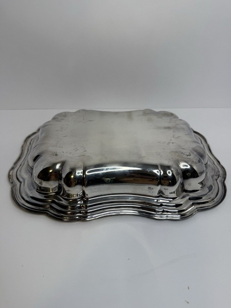 silver plated serving dish w/ lid curved edges and ornate handle Gorham Heritage