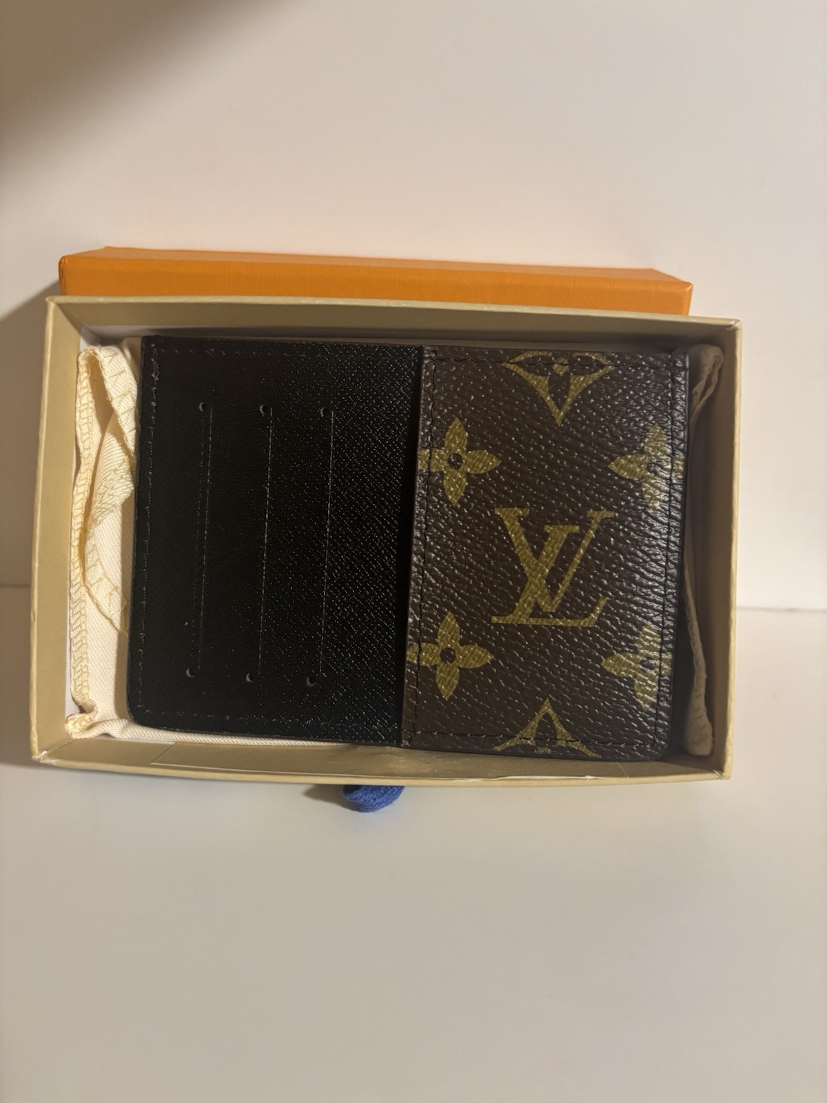 Louis Vuitton Wallet & Card Holder Women