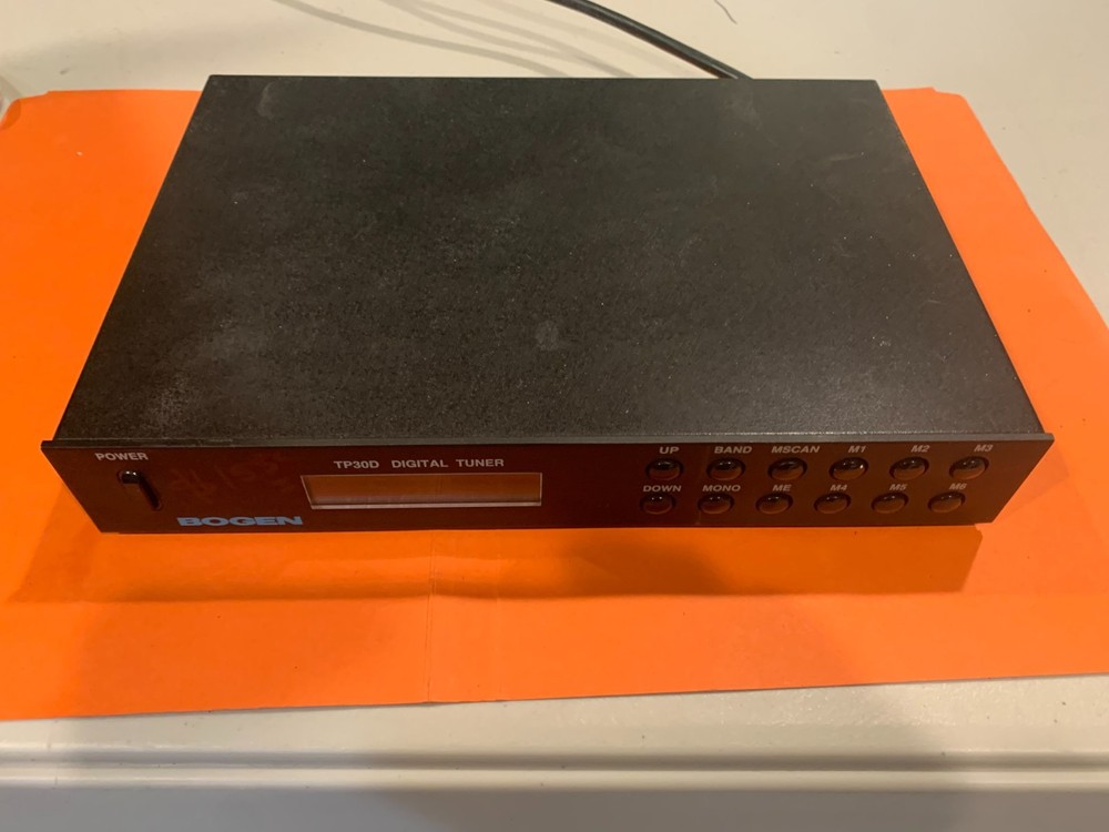 BOGEN DIGITAL AM/FM TUNER TP-30D