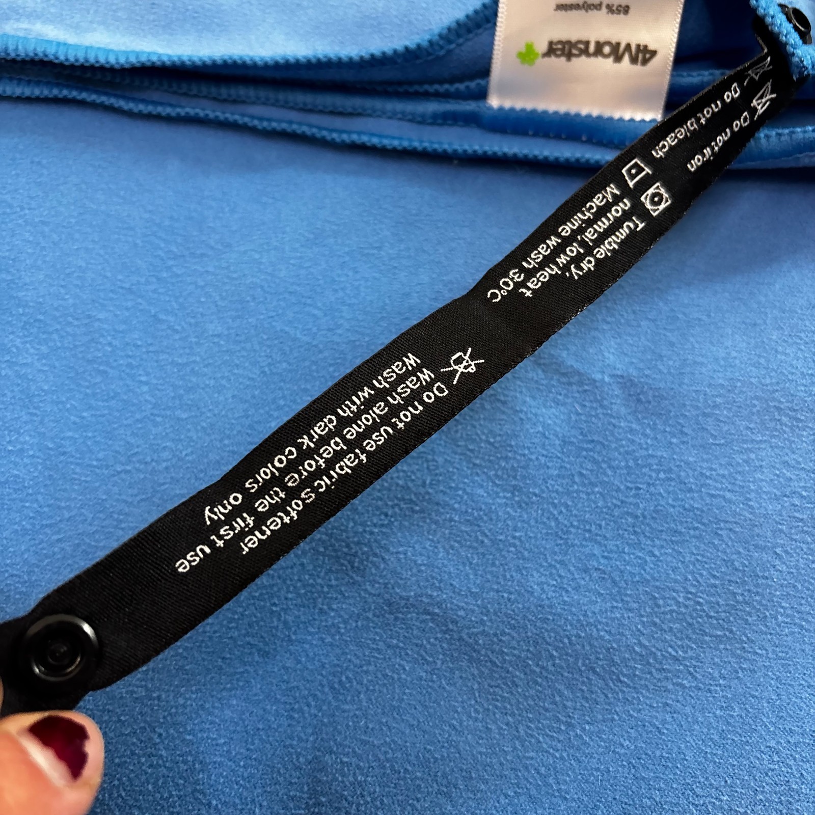 4Monster Blue Microfiber Towel Lightweight Quick Dry Camping Travel Beach Body