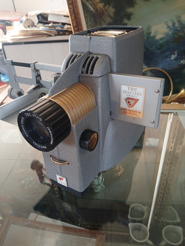 TDC SELECTRON SEMIMATIC MODEL 150 PROJECTOR
