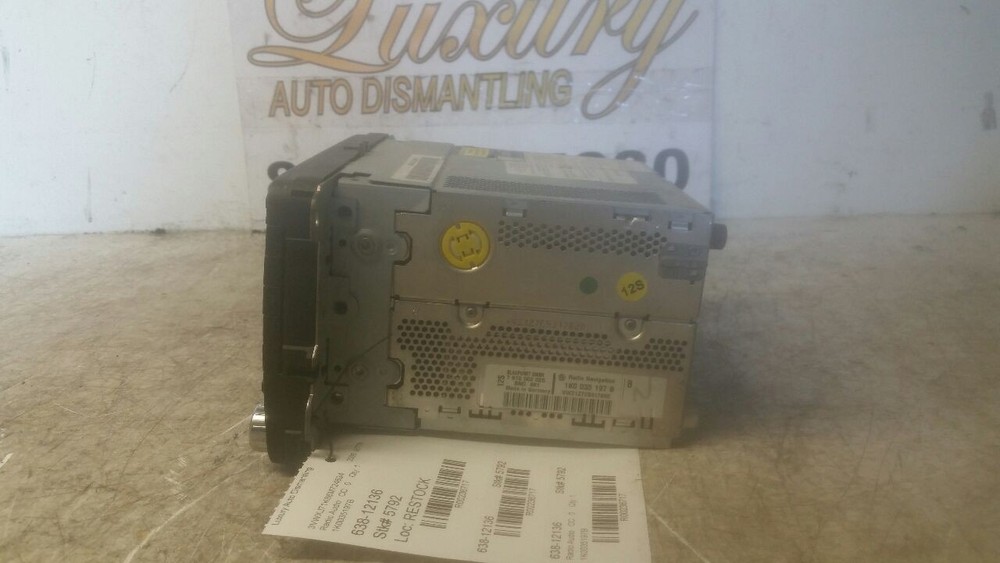 2000 Radio With Navigation