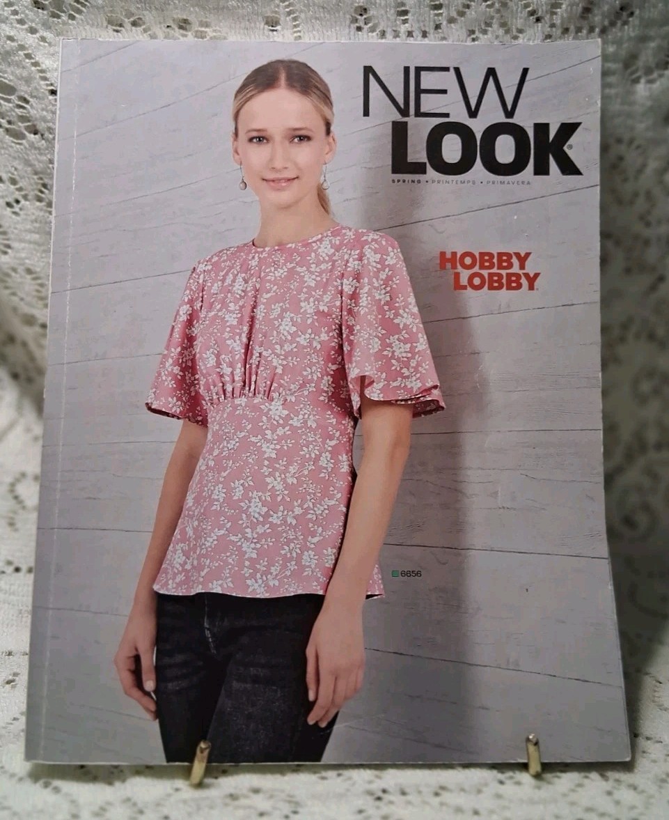 NEW LOOK Spring 2002 Sewing Pattern Counter Catalog Book
