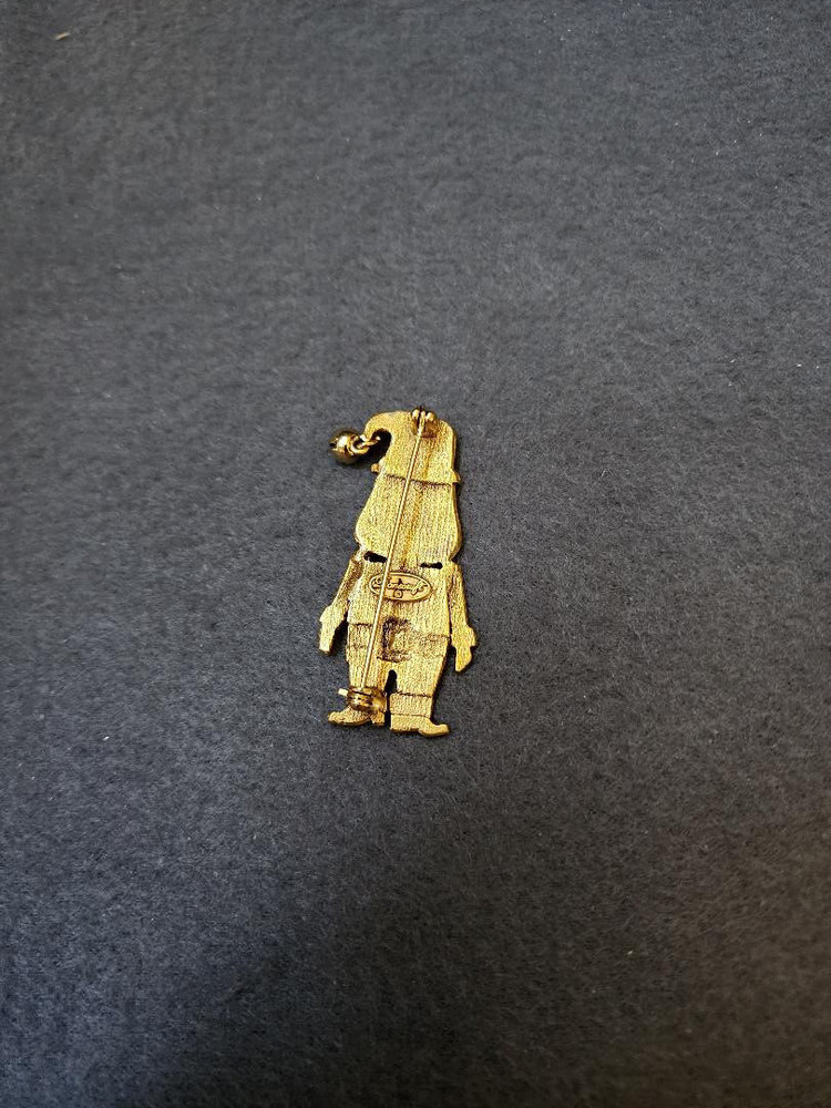 DANECRAFT SANTA WITH BELL PIN