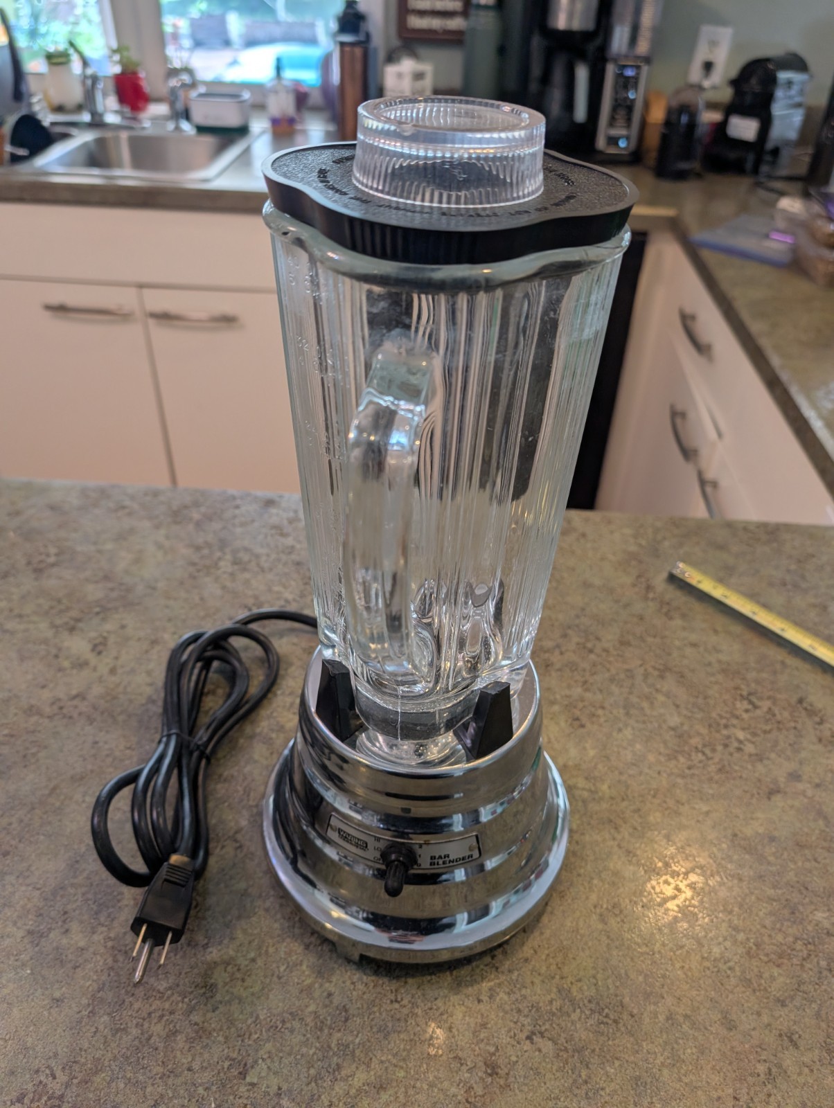 WARING Commercial Glass Bar Blender Model WF2111211 BB900G Works ~ See VIDEO