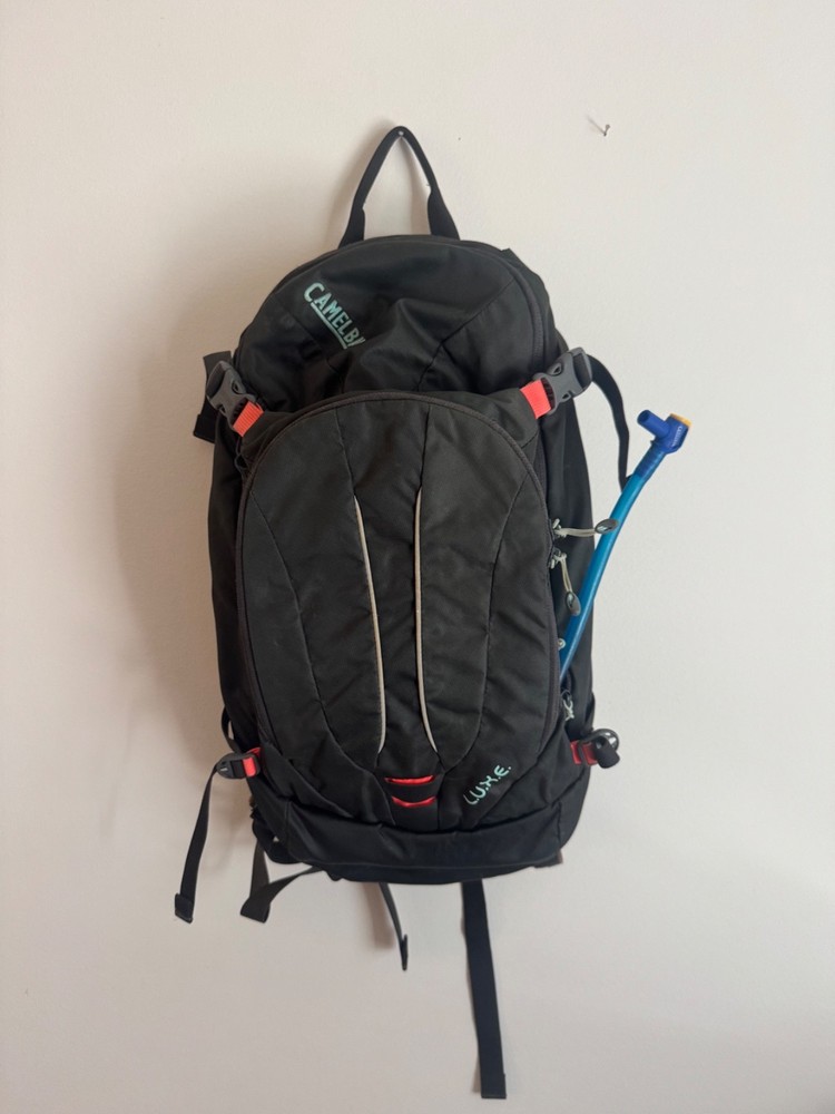 Camelbak L.U.X.E NV Black Red Hydration Backpack with Bladder