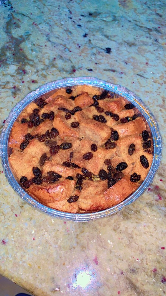 Traditional Jamaican Bread Pudding / 3lbs / 8” Pan