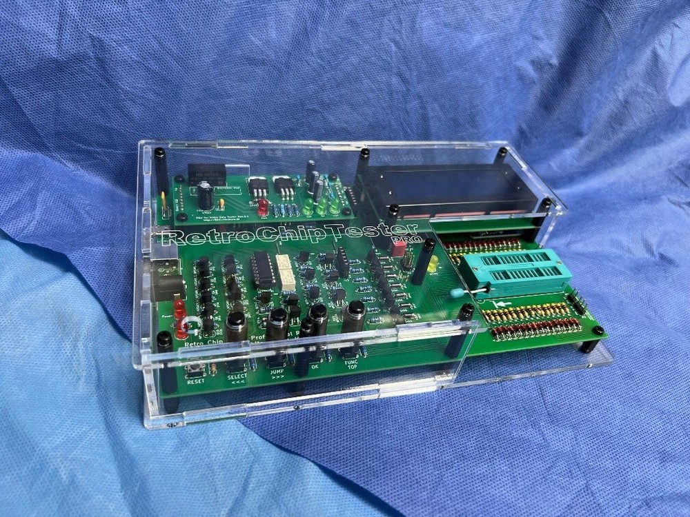 Retro Chip Tester Professional - Complete Assembled Premium Version