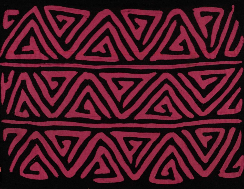 Black And Pink Classic Design Mola