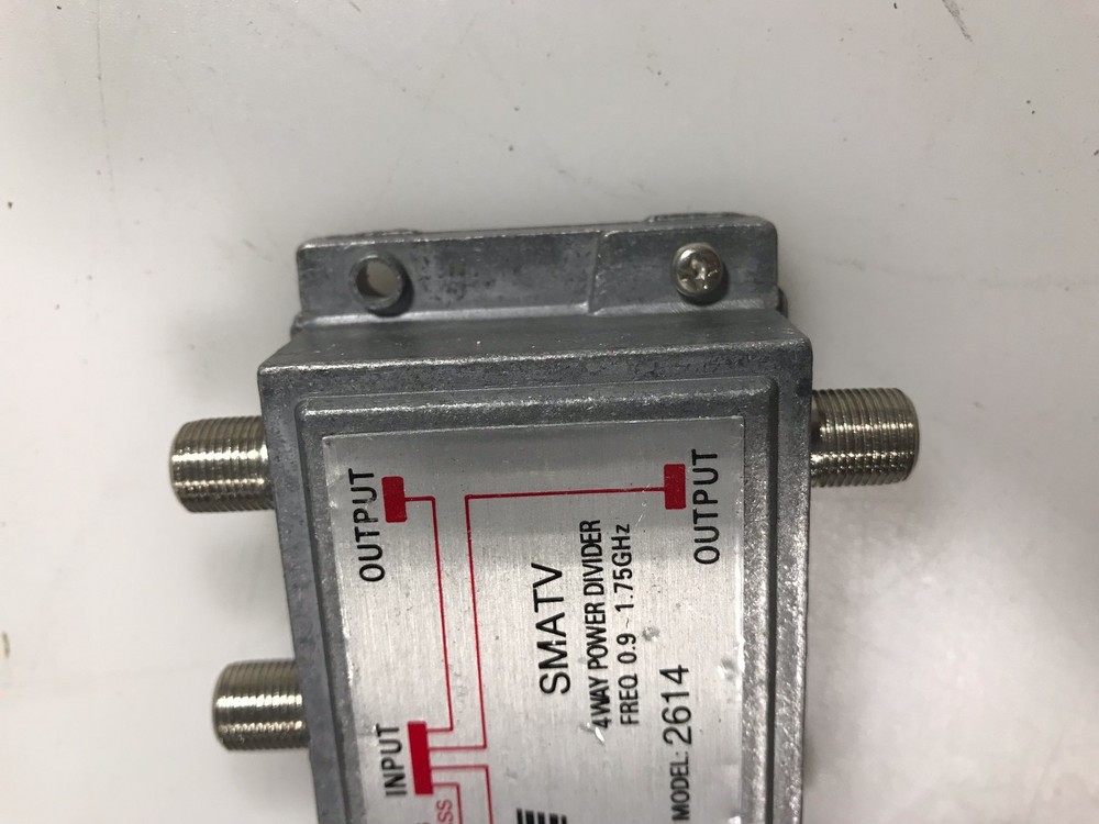 DRAKE SMATV 4 WAY SPLITTER