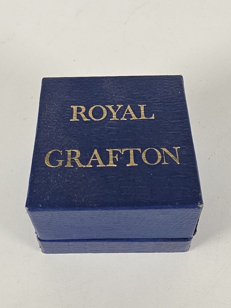 Royal Grafton Floral Boxed Thimble