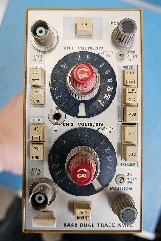 Tektronix 5A48 Dual-Trace Amplifier