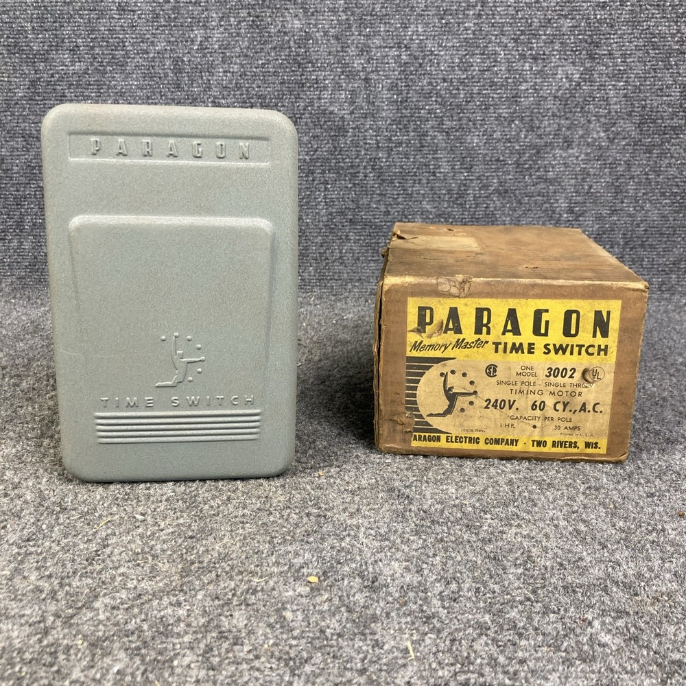 Vintage Paragon Memory Master Time Switch Timer 24 Hr /30 Amp Model 3002 NIB