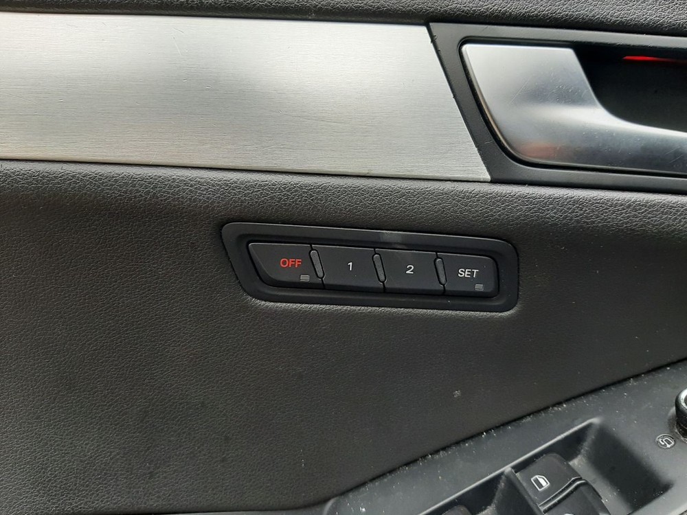 Q5 AUDI 2012 Air Shutter 1071381