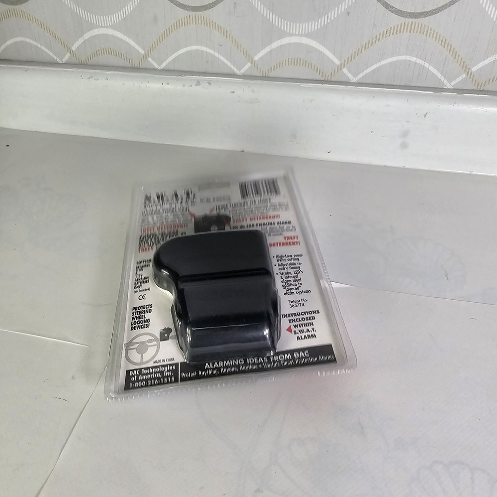 S.W.A.T. Steering Wheel AntiTheft Auto Alarm With 3 Theft Deterring Features