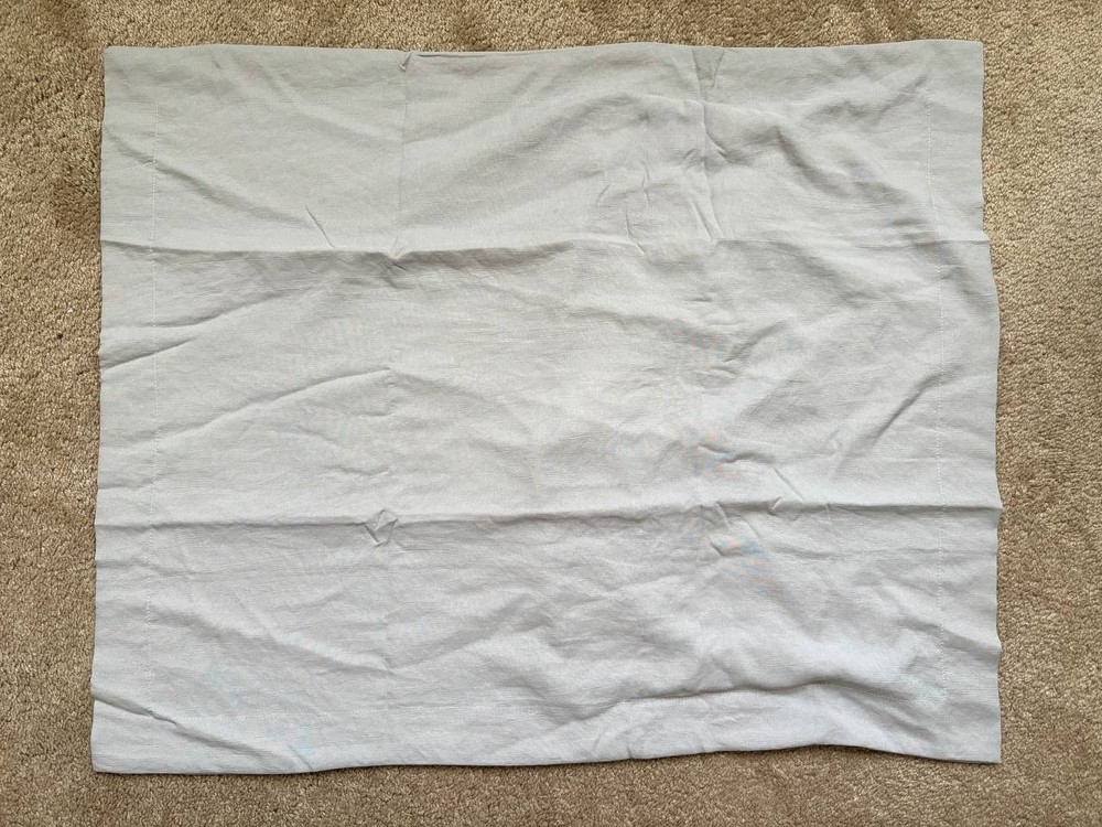 Soft and Smooth Elephant Gray Polyester Pillowcase 2pc Sweat-Absorbent