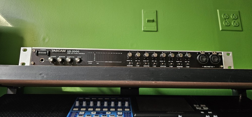 Tascam US-2000 Audio Interface