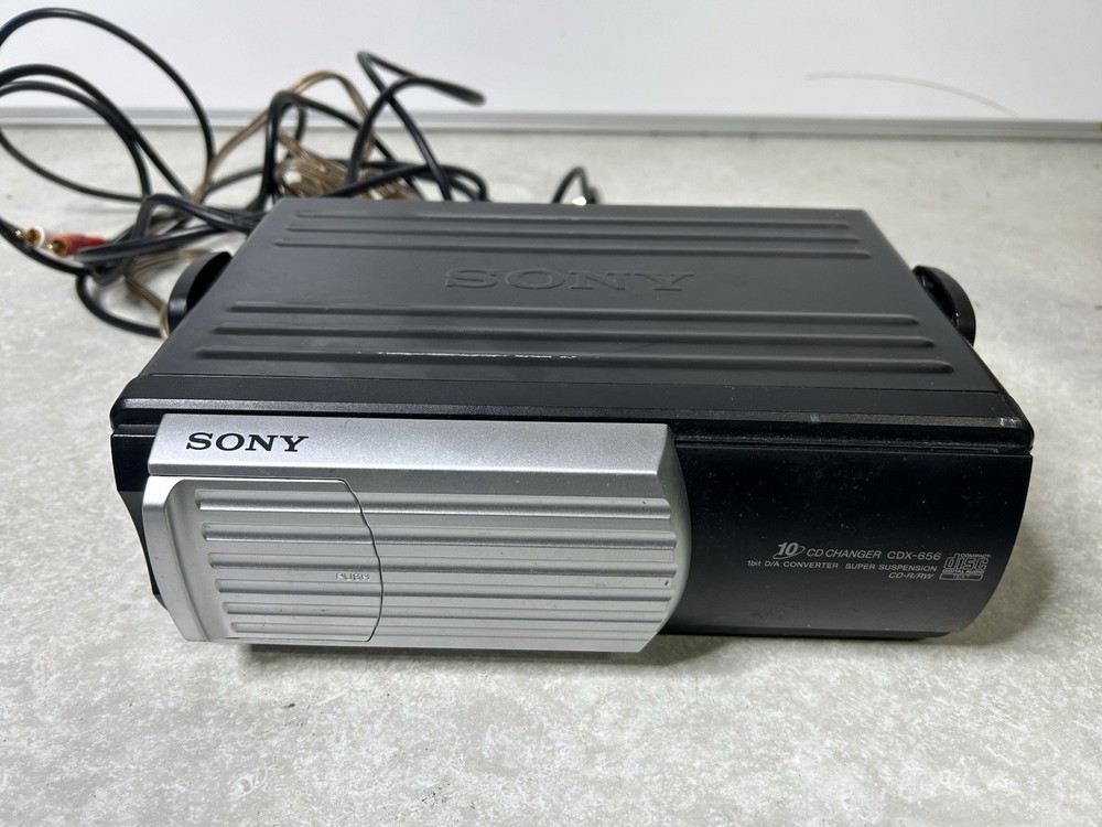 Sony CDX-656 Compact 10-Disc CD Changer For Car Black Untested
