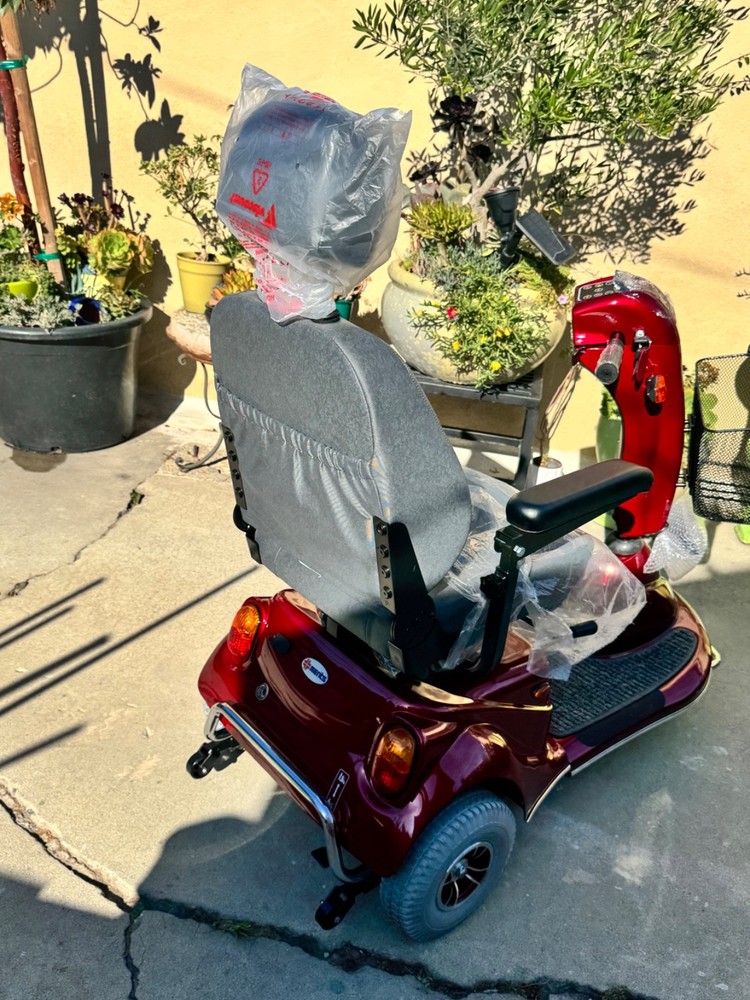 New Merits 3 Wheel Mobility Scooter
