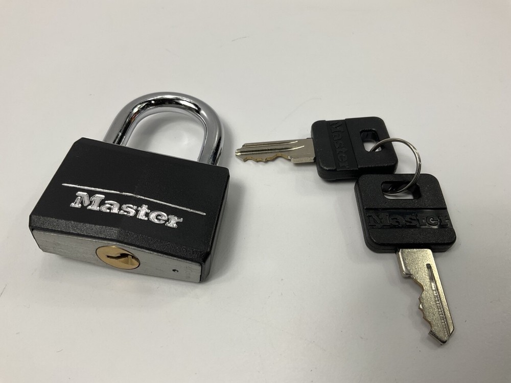 Master Lock 614DAT Braided Steel Loop Spare Tire Cable Lock Padlock With 2 Keys