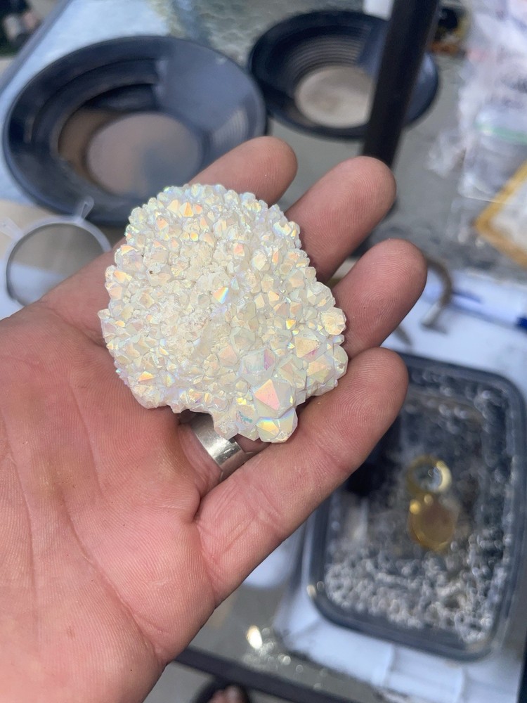 4oz Highly Mineralized AURA QUARTZ SPECIMEN. HEALING PROPERTIES