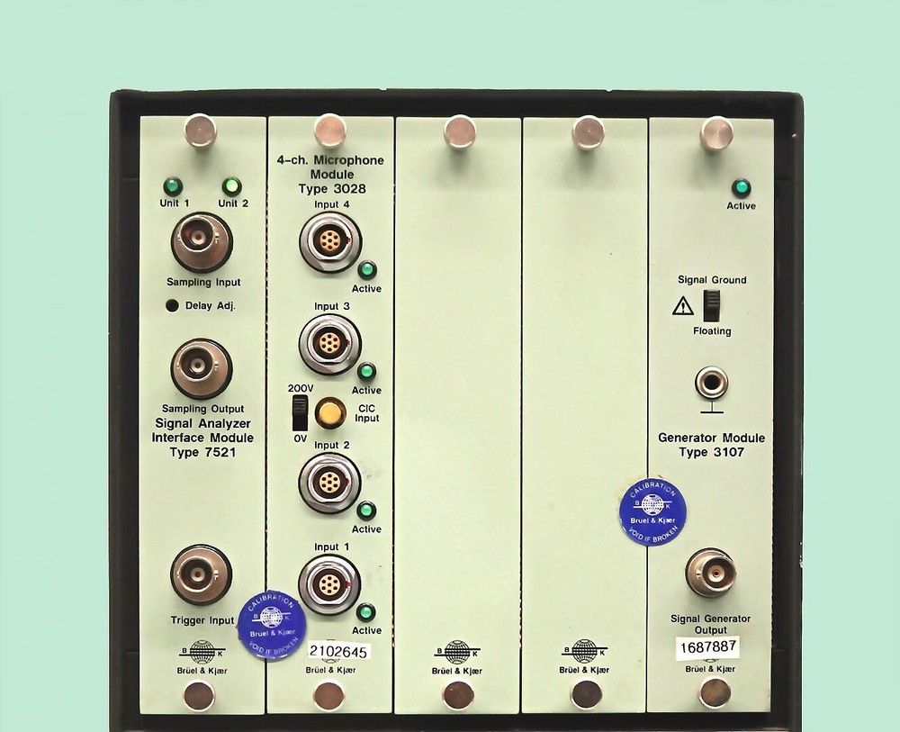 Bruel & Kjaer Type 3560 & Type 2827 Pulse Acquisition system