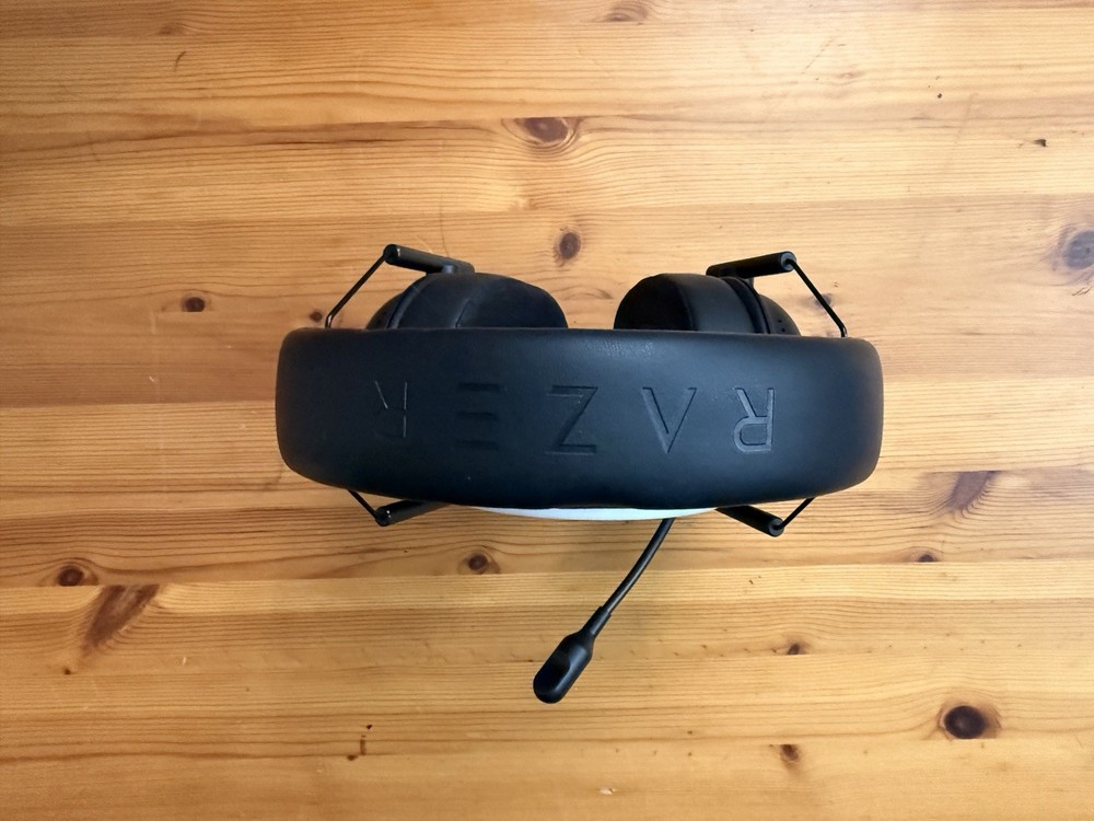 Razer Blackshark V2 Hyperspeed Gaming Headset - Black