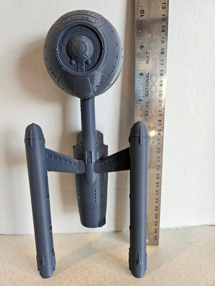 Star Trek U.S.S. Daedalus 10in Model Ship Daedalus Class Display Collectible Sci