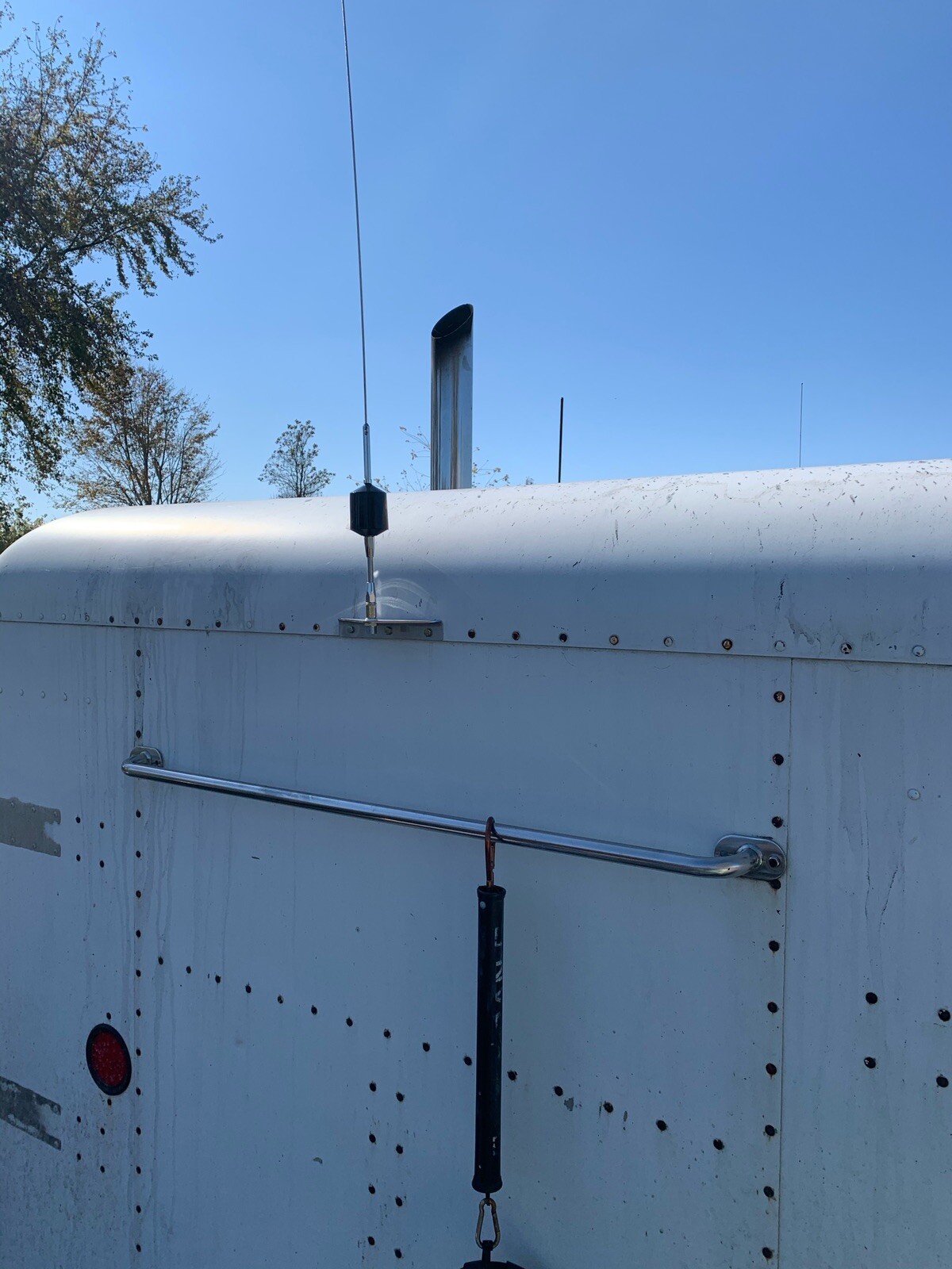 Peterbilt Bunk Mounted CB Antenna Bracket